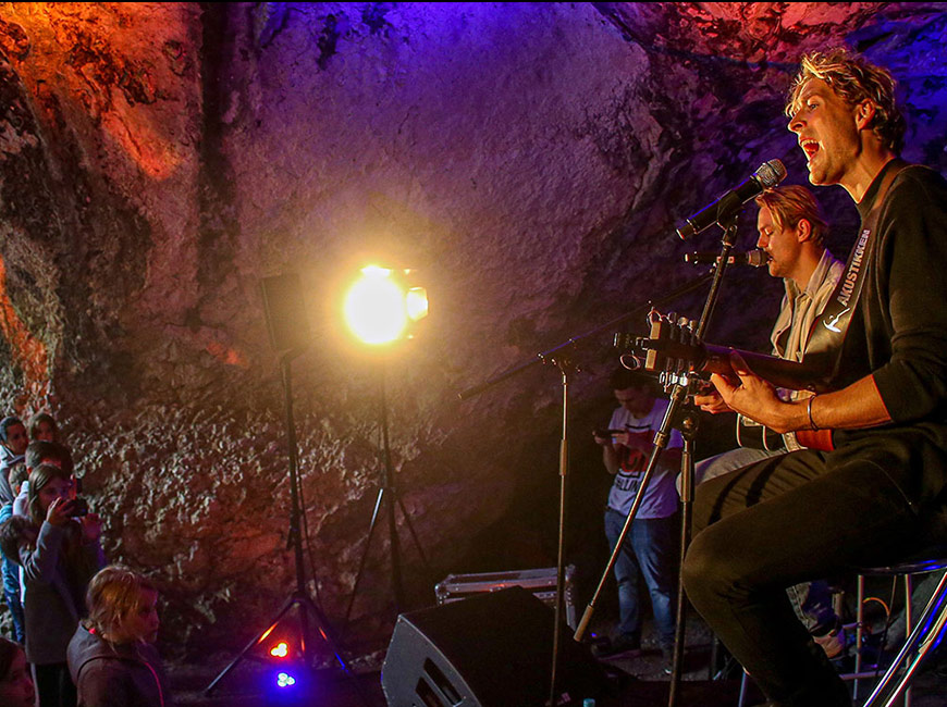 Karsthöhle schwäbische Alb